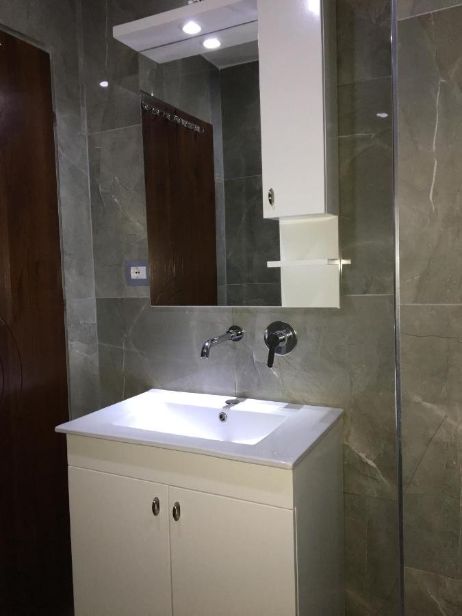 Kreshnik Apartments Ksamil Ngoại thất bức ảnh
